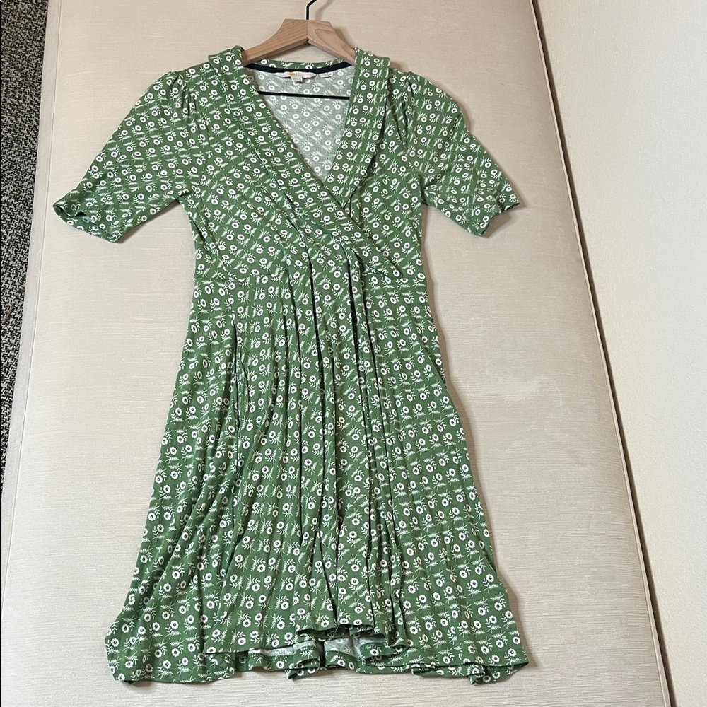 Boden Dress - Women’s 6P Green White - Pockets Jersey V-Neck Floral Faux Wrap